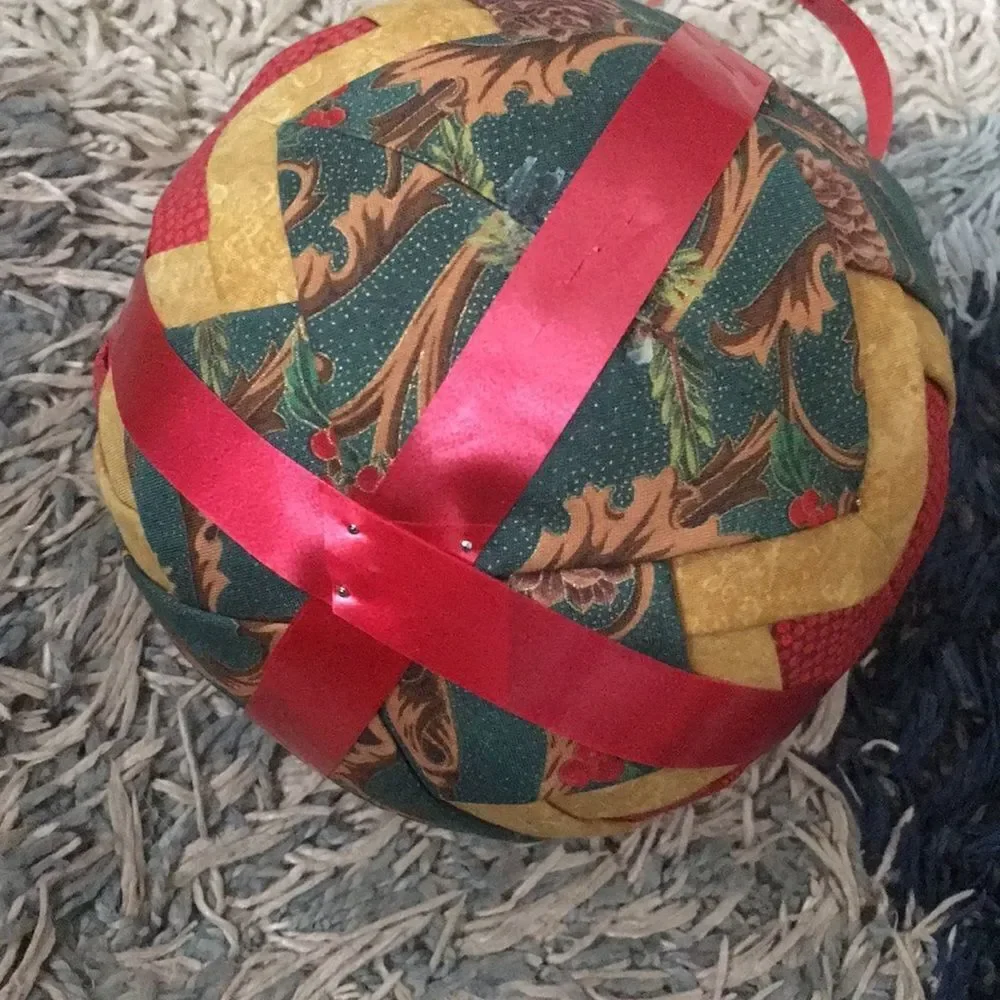 Folded Star Quilted  Christmas Kissing Ball